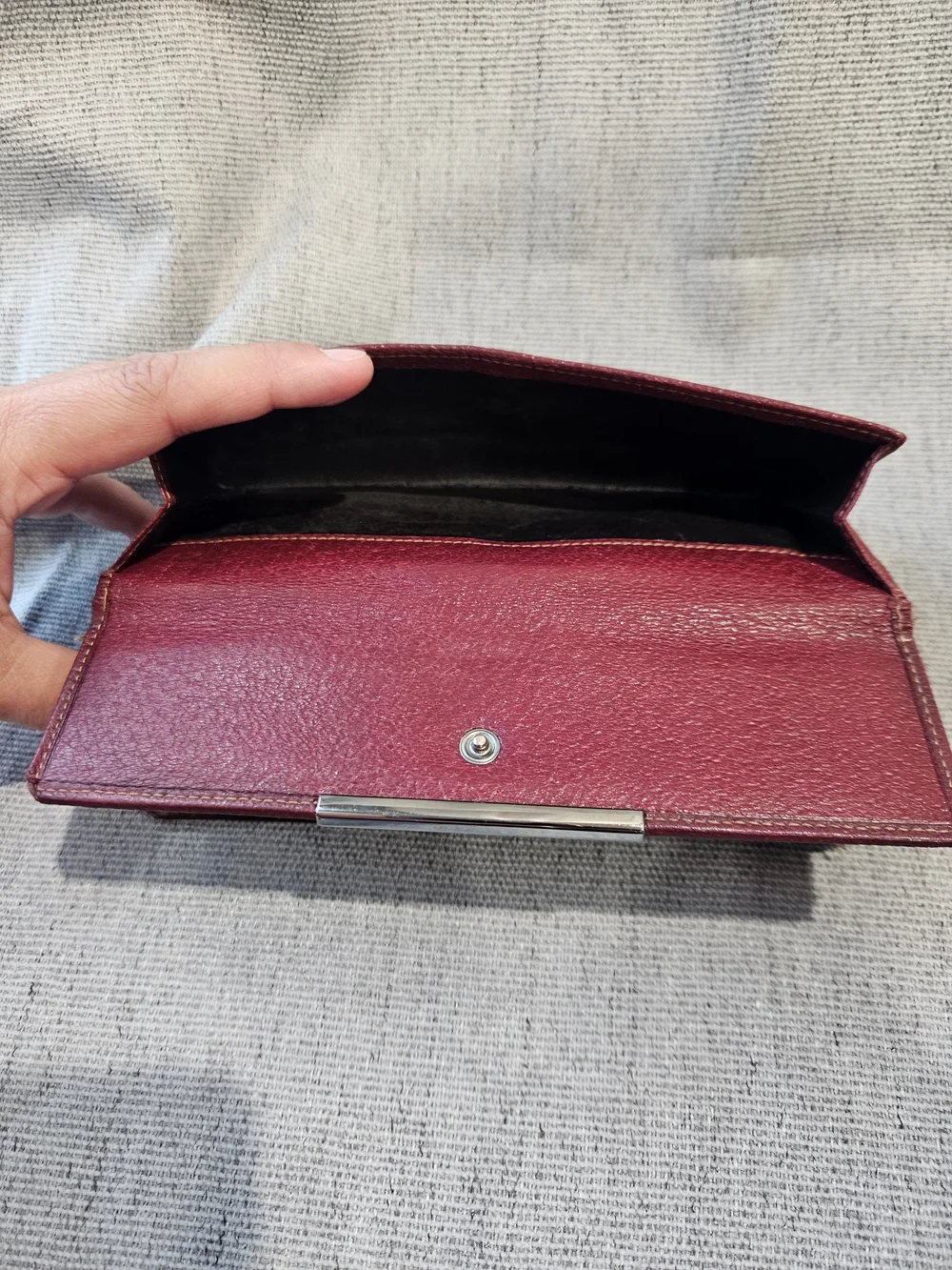 AUTHENTIC Gucci Wallet - Picture 9 of 14